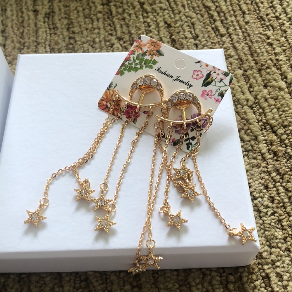 Gold stars earrings with cute box and soaps